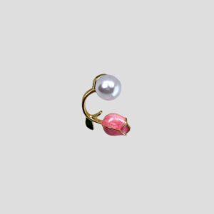Blush Bloom Pearl Earring