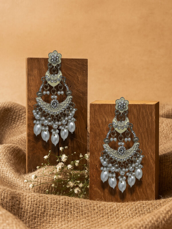 Inayat Two-Layered Chandbali's(Ivory) - Image 3