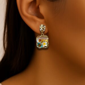 Golden Bloom – Abstract Floral