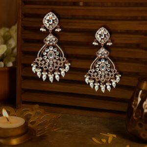 Noori Kundan Chandbaali (White)