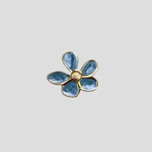 Pearl Blossom – Floral Stud