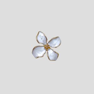 White Bloom – Floral Stud